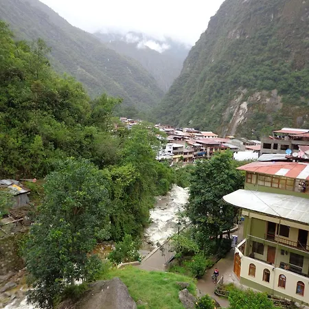 Hotel Taypikala Machupicchu-3